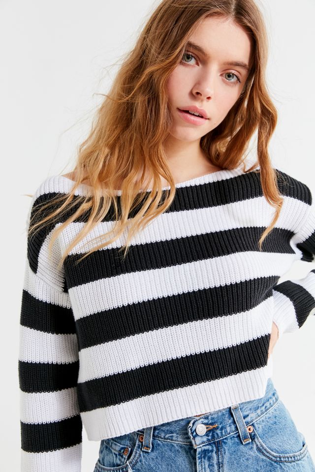 UO Maxine Striped Cropped Sweater | Urban Outfitters