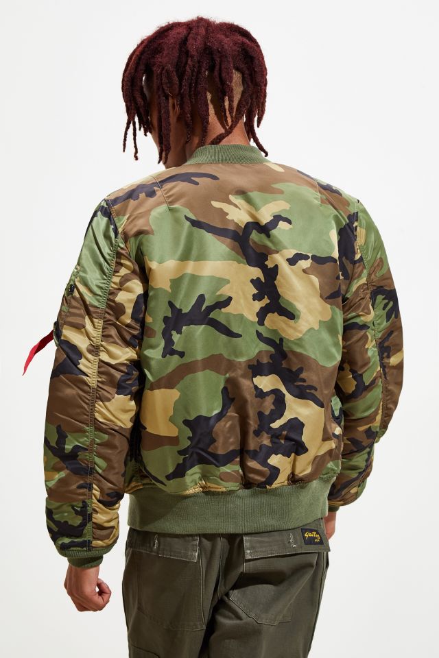 ジャケット・アウター ALPHA Industrie MA-1 Bomber Jacket CAMO Men's Alpha Industries MA-1 Slim Fit Flight Jacket