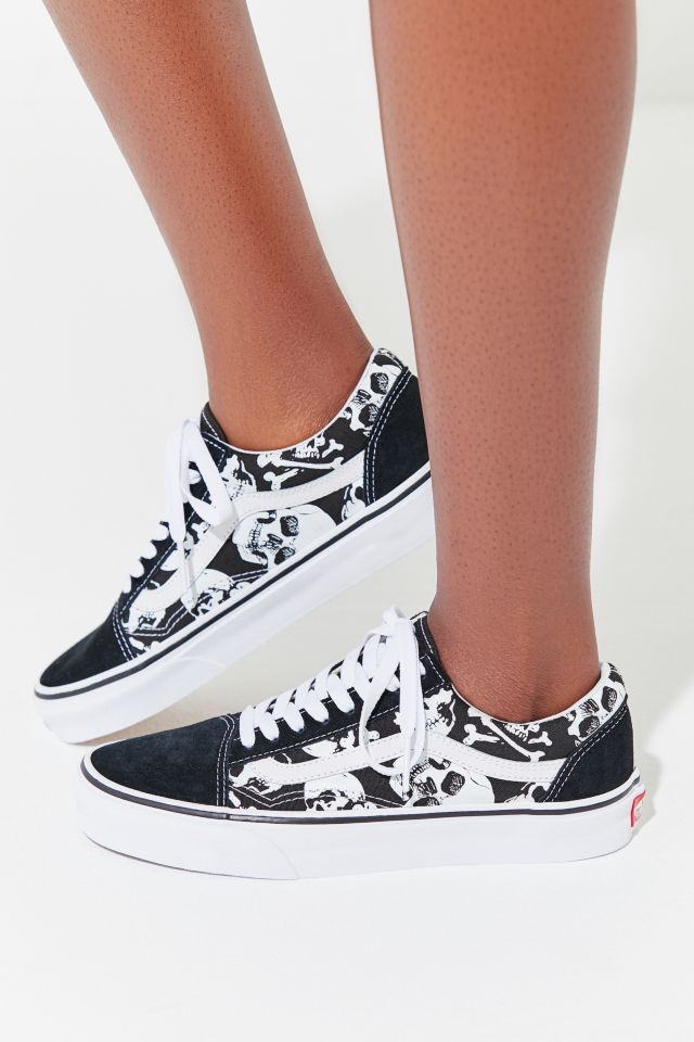 Vans Old Skool Skull Sneaker #4