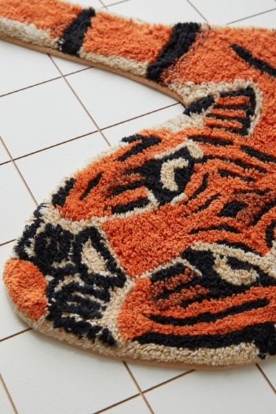 Tiger Shape Tufted Bath Mat