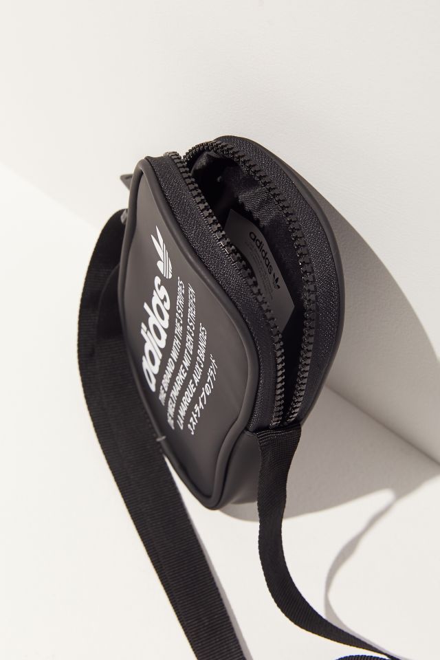 Adidas nmd hot sale pouch bag