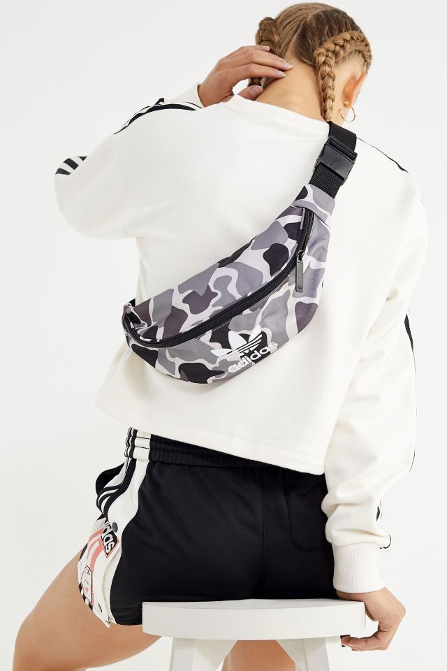 Urban outfitters clearance adidas fanny pack