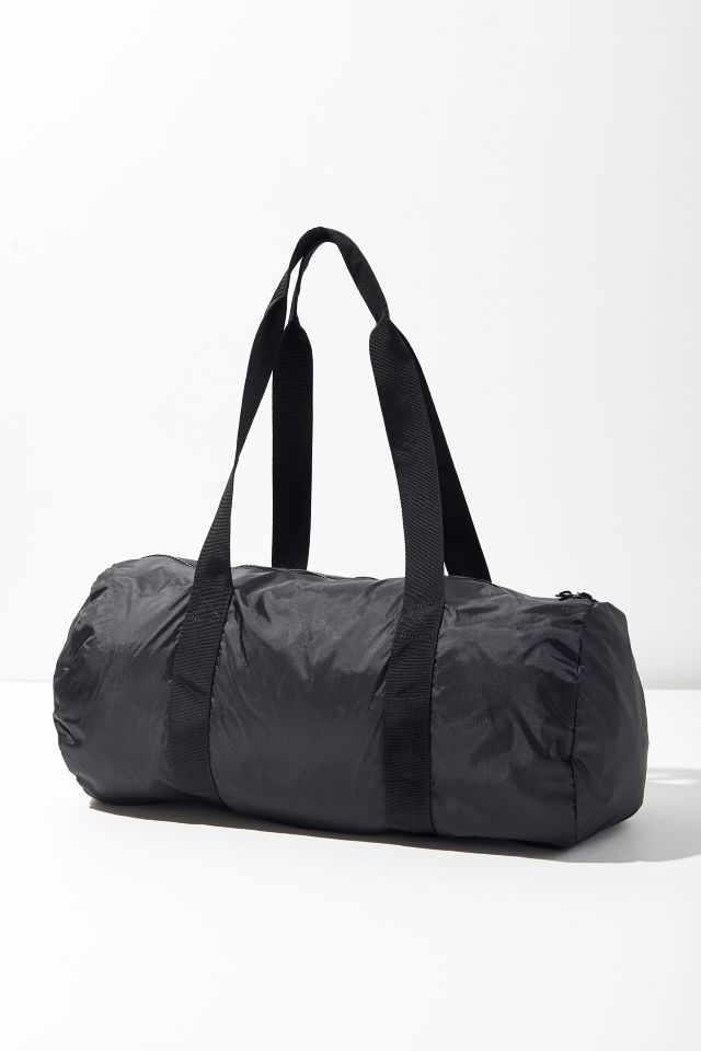 Herschel duffle bag urban outfitters best sale