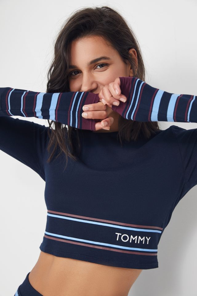 Tommy hilfiger long hot sale sleeve crop top