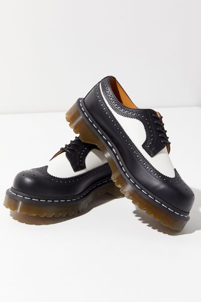 Dr. Martens 3989 Bex Brogue Oxford | Urban Outfitters