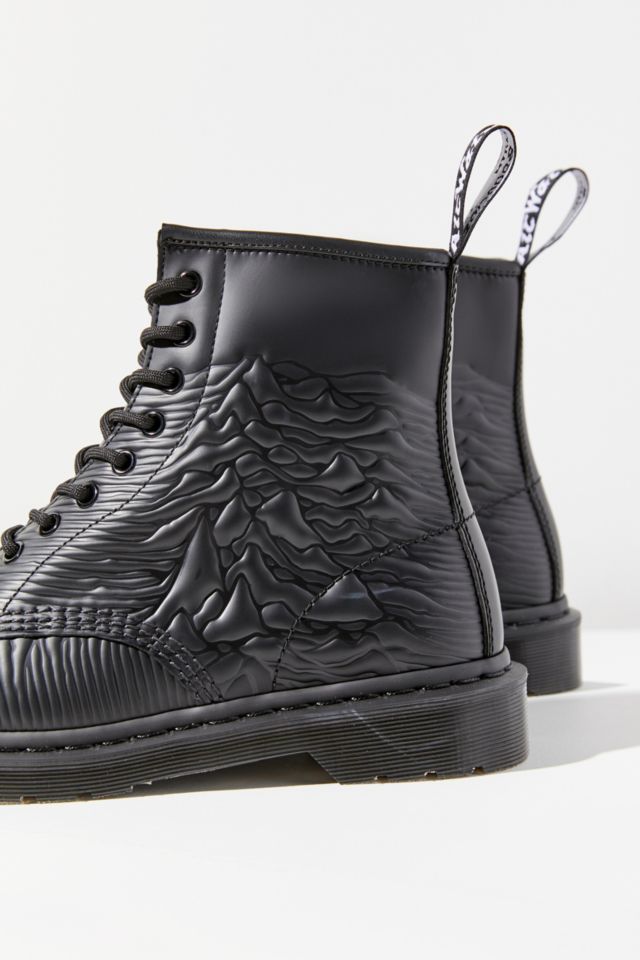 Dr. Martens 1460 Unknown Pleasures Boot