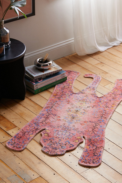 URBAN OUTFITTERS TAMMAS PRINTED TIGER-SHAPED CHENILLE RUG IN CRIMSON AT URBAN OUTFITTERS
