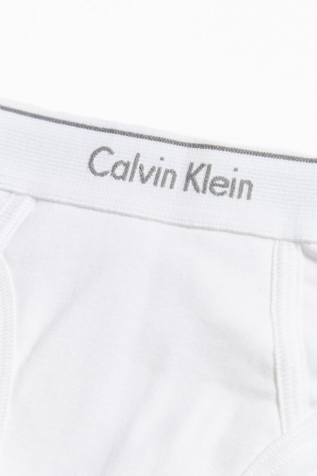 Calvin Klein X Andy Warhol Kiss, 1963 Brief | Urban Outfitters