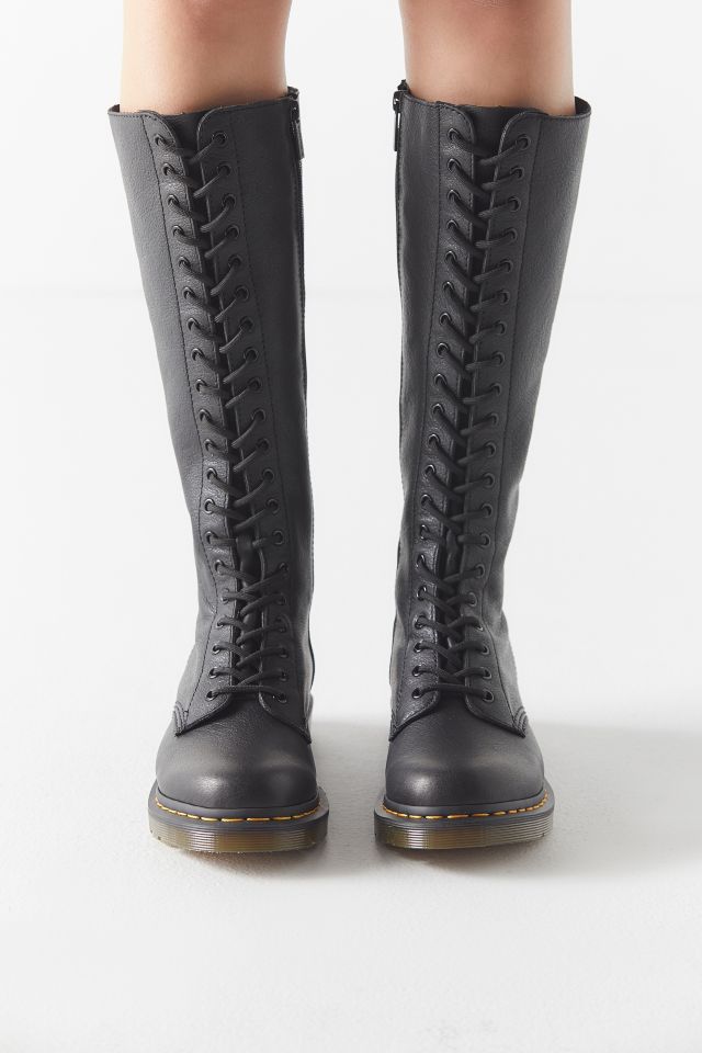 Dr. Martens 1B60 20-Eye Zip Boot