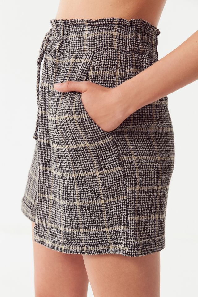 UO Phoebe Paperbag Plaid Short #3