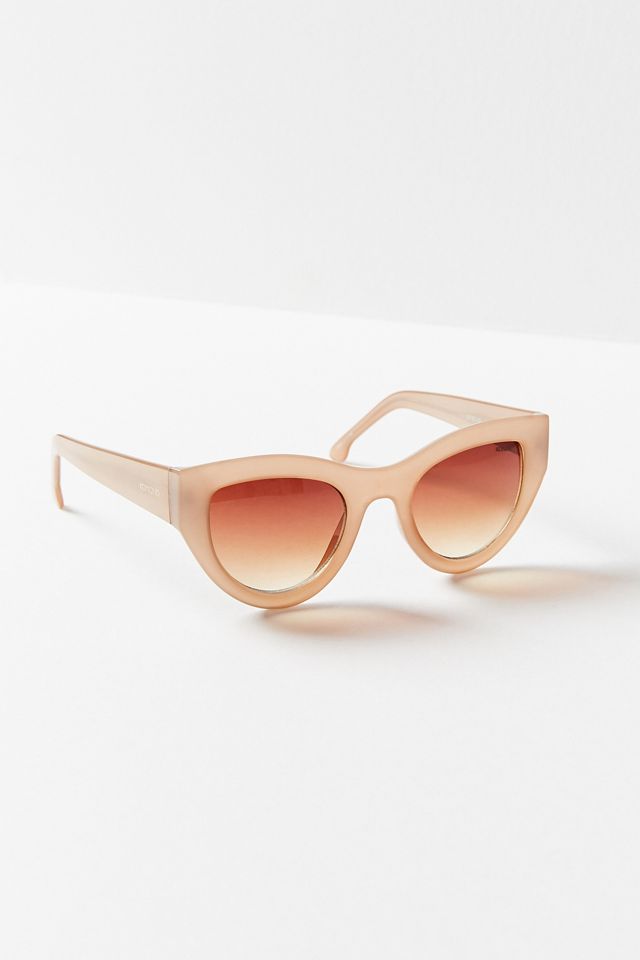 Komono Phoenix Cat-Eye Sunglasses | Urban Outfitters display picture 1