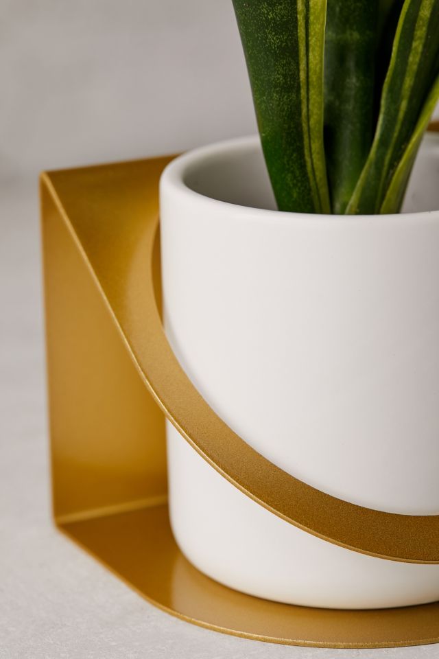 Kai Metal Bent Planter #4