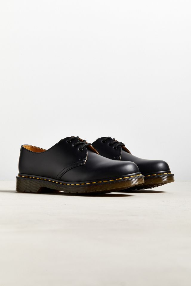 Dr. Martens Core 1461 3-Eye Oxford | Urban Outfitters Canada