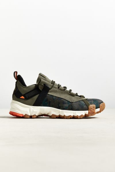 Puma Trailfox Camo Sneaker | Urban Outfitters