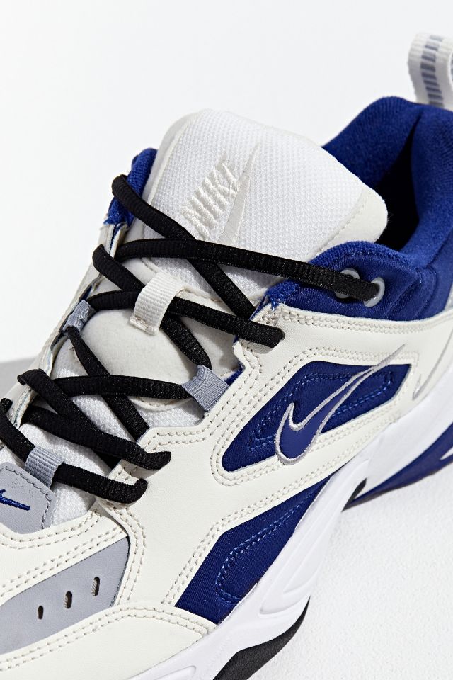 para justificar carbón Guante Nike M2K Tekno Classic Sneaker | Urban Outfitters