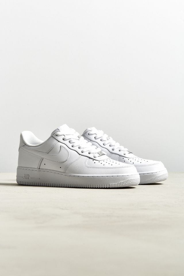 Nike Air Force 1 07! Buy Now on 🏀