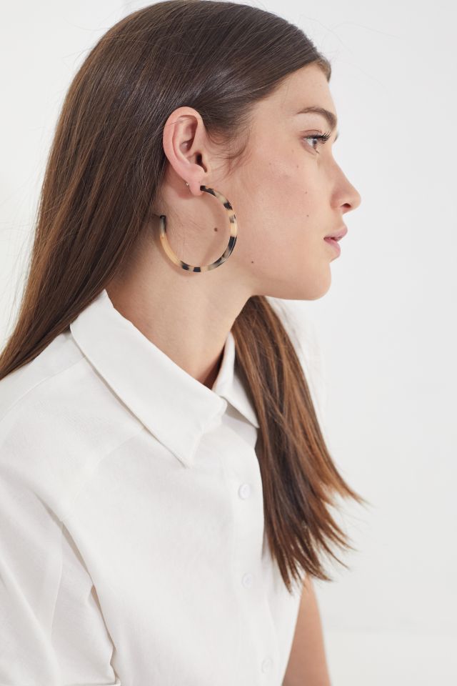 Tatum Tortoise Hoop Earring