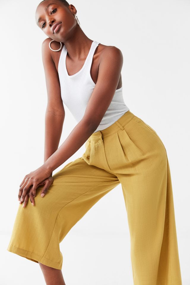 J.O.A. Pleated Cropped Wide Leg Pant Urban Outfitters