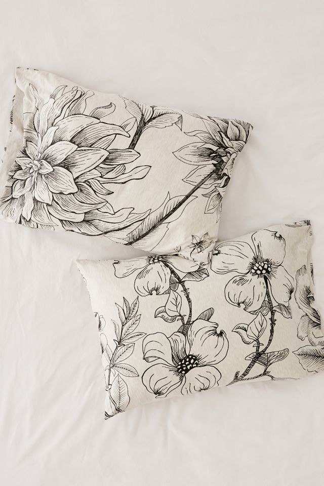 Makenna Etched Floral Jersey Pillowcase Set Urban Outfitters