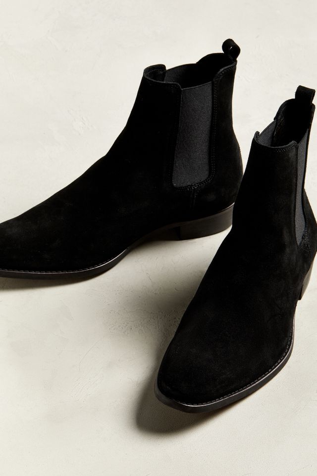 Eli suede hot sale chelsea boot