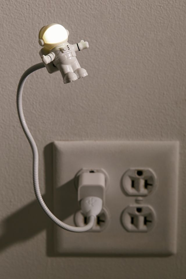 Kikkerland Design USB Astronaut Light #3