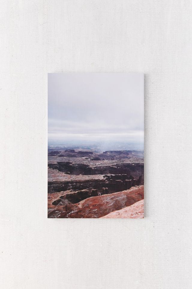 SOLO: A Guidebook to Traveling Alone By Laura Austin #1