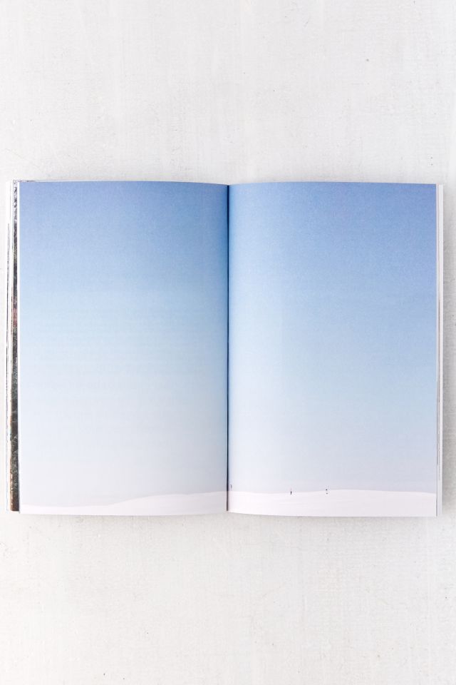 SOLO: A Guidebook to Traveling Alone By Laura Austin #5
