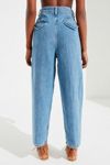 BDG High-Rise Pleated Carrot Jean - Medium Wash | Urban Outfitters