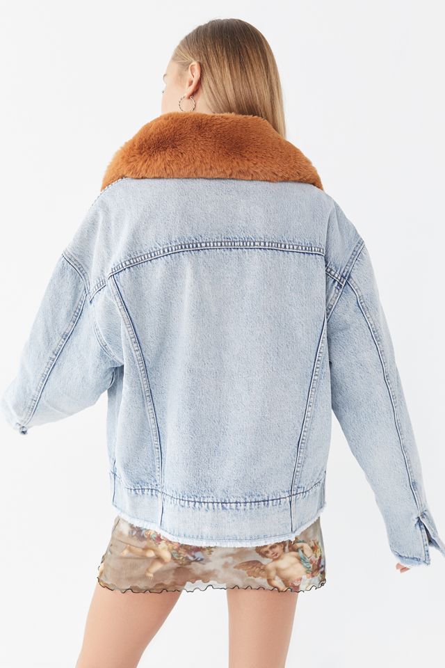 Levi’s Oversized Denim Sherpa Trucker Jacket #2