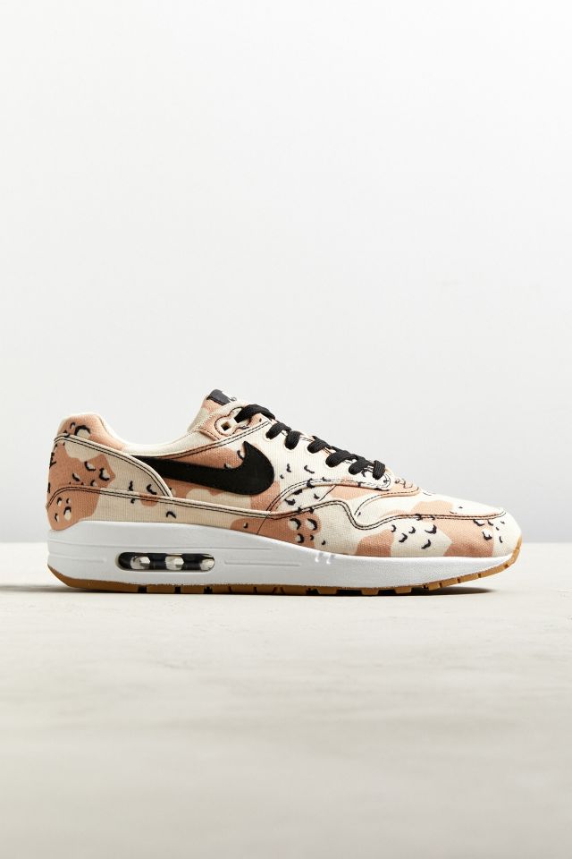 Bewolkt Drink water Zorg Nike Air Max 1 Premium Camo Canvas Sneaker | Urban Outfitters
