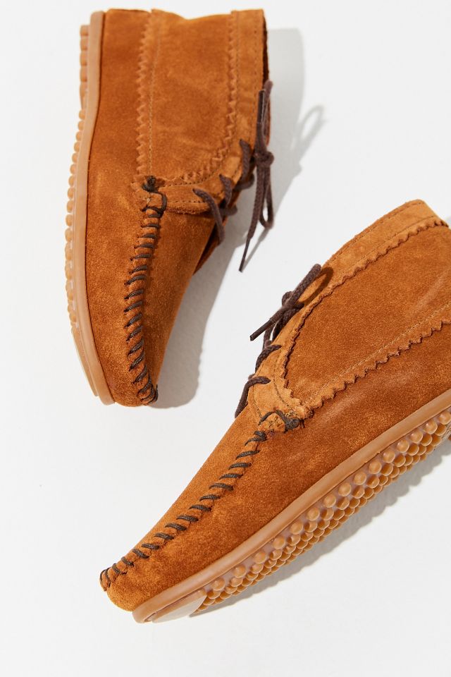 Minnetonka suede ankle boot hot sale