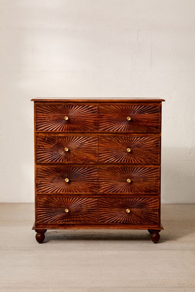 Sunburst 4-Drawer Dresser | Urban Outfitters