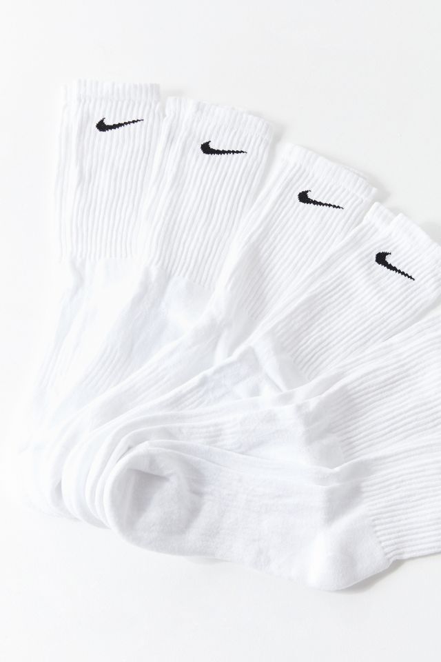 Nike socks store urban outfitters