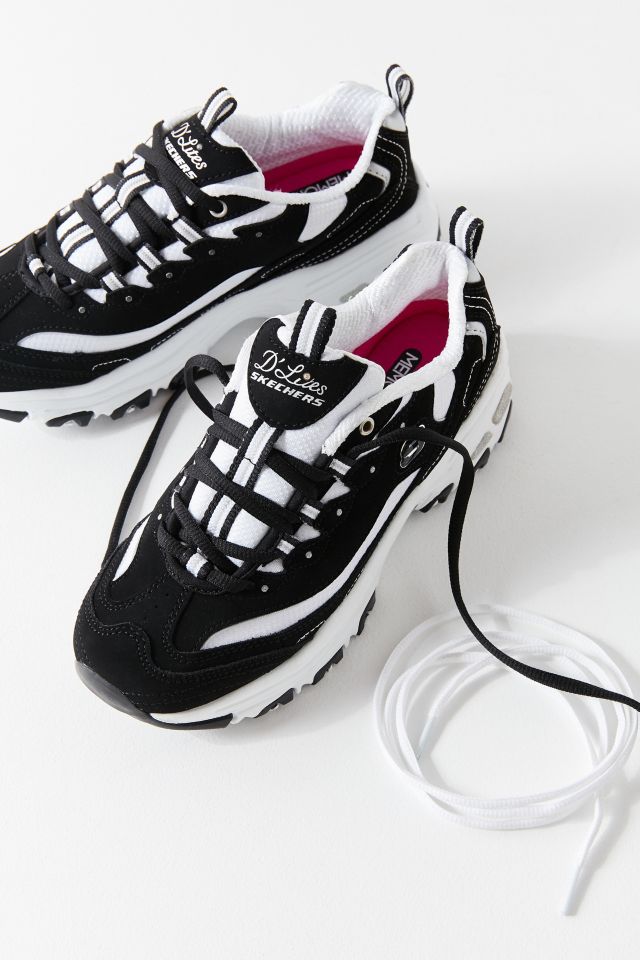 Women's Skechers D'Lites Biggest Fan Shoe WIDE — Winnipeg Outfitters