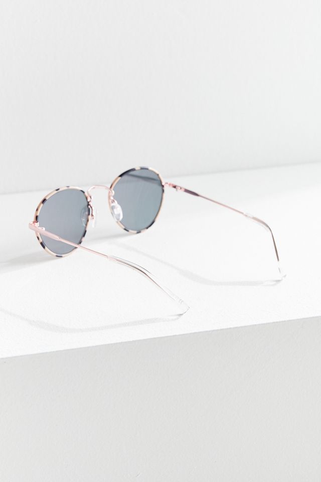 Le Specs Zephyr Deux Sunglasses | Urban Outfitters display picture 3