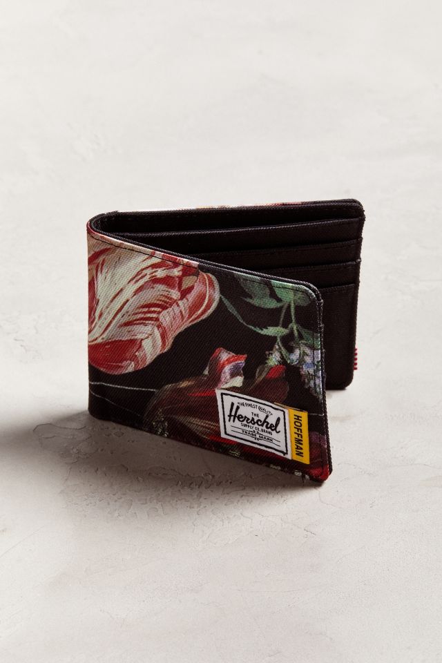 Essential Bi-Fold Wallet