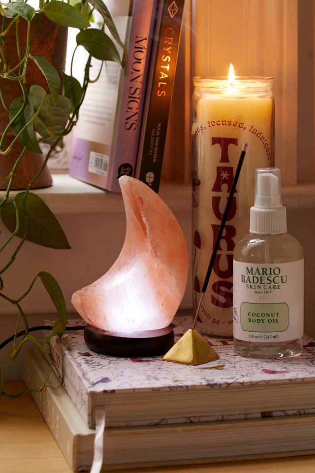 Urban outfitters himalayan on sale salt lamp