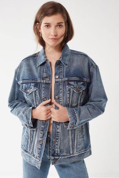 Levi’s Baggy Denim Trucker Jacket | Urban Outfitters