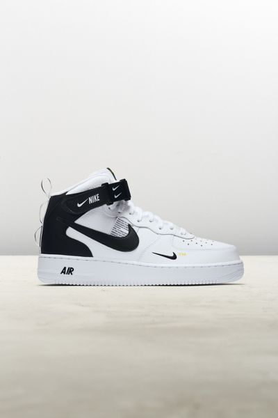 Nike air force cheap 1 07 urban outfitters