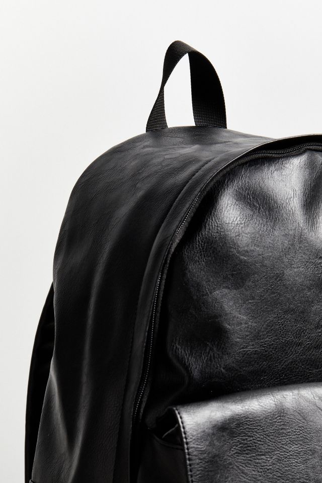Sac à Dos UO en Similicuir avec Poche à Rabat #2