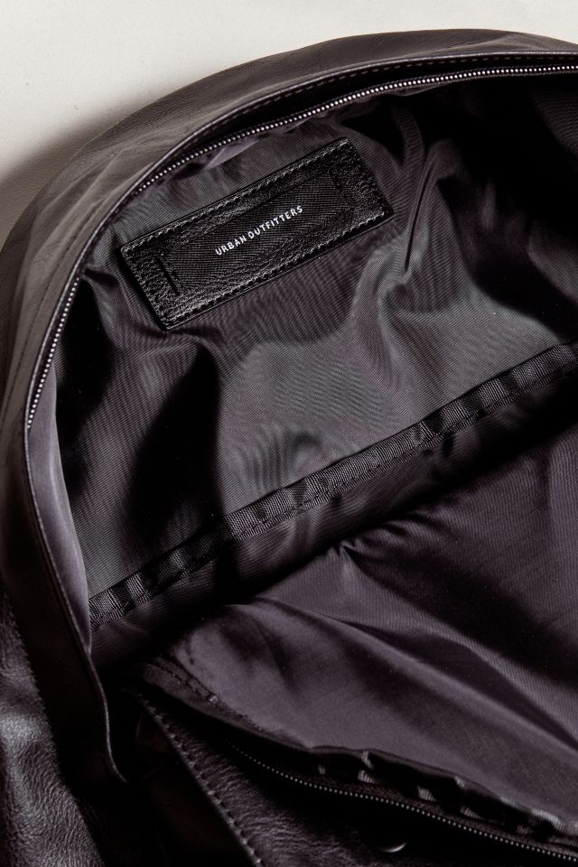 Sac à Dos UO en Similicuir avec Poche à Rabat #5