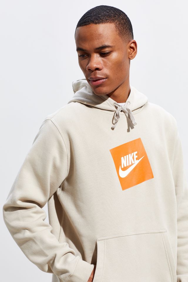 Nike box best sale logo hoodie beige