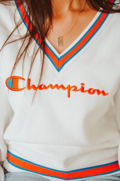 White v cheap neck champion sweatshirt