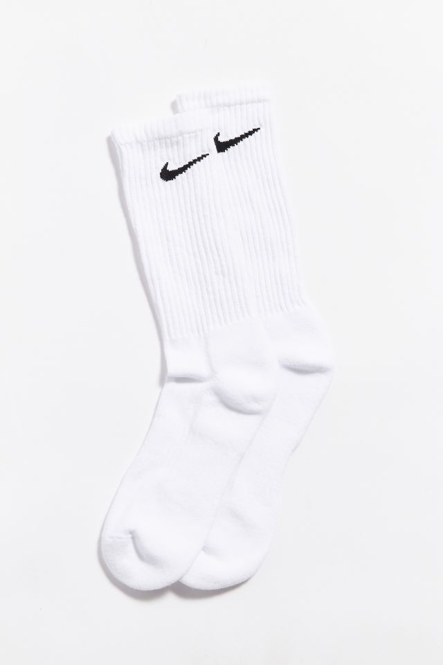 Nike socks best sale urban outfitters