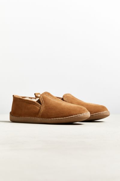 Minnetonka twin gore sheepskin on sale slippers