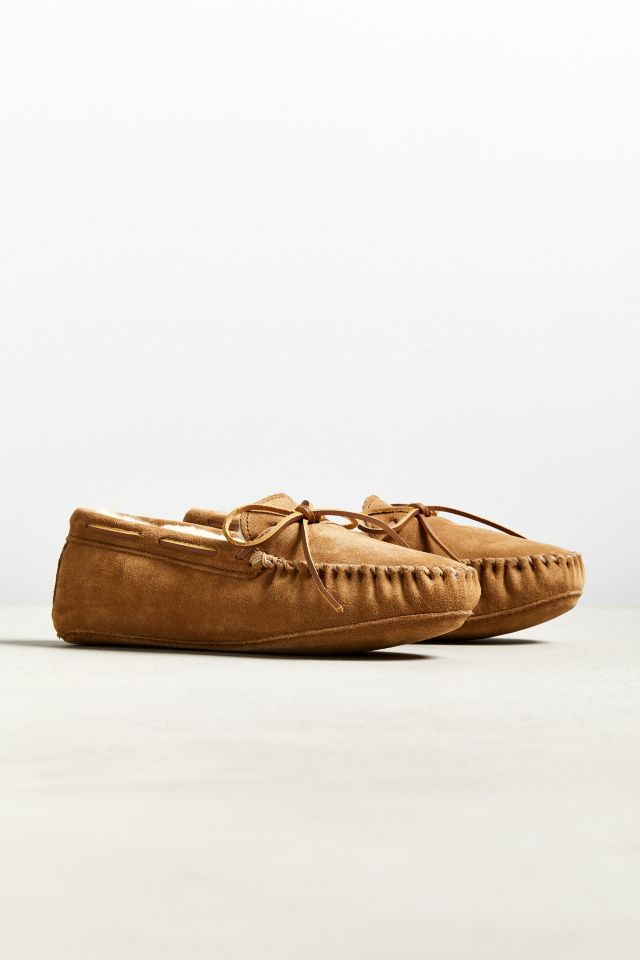 minnetonka women's sheepskin hardsole moc