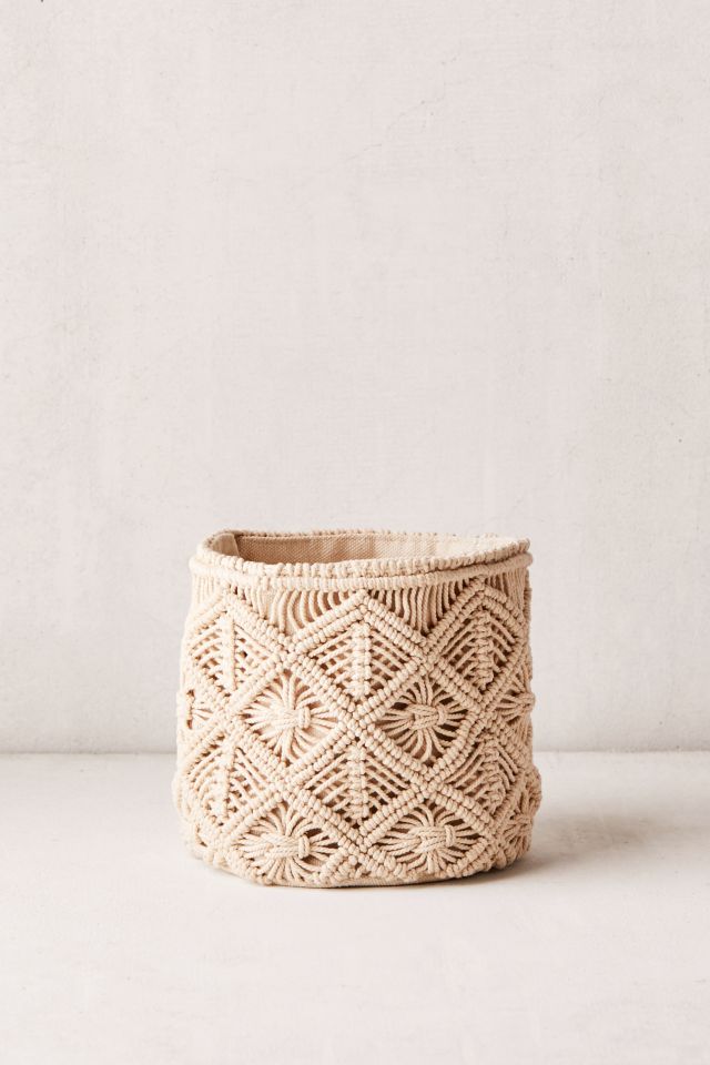 Macramé Catch-All Basket #4