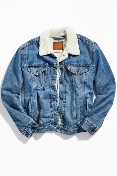 urban outfitters levis sherpa jacket