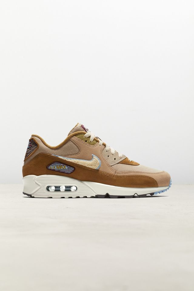 Urban outfitters 2024 nike air max