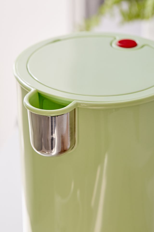 Bodum Electric Kettle  Electric kettle, Ettore sottsass, Kettle